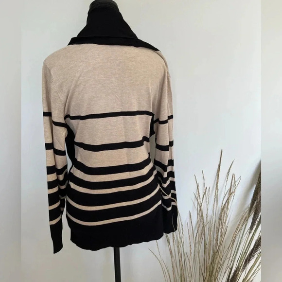 Laura plus colorblock turtleneck size 2X - Picture 4 of 7